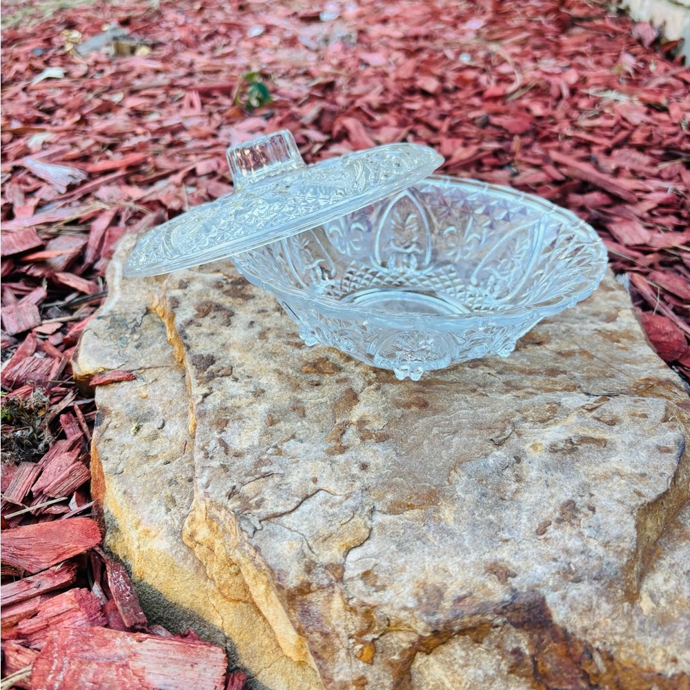 Elegant Clear Glass Candy Dish with Lid
